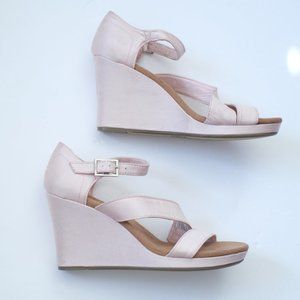 Toms wedges
